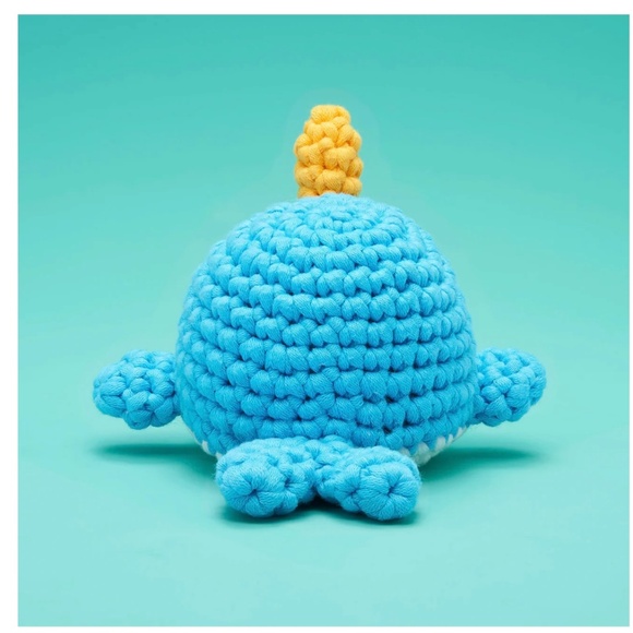 Bjørn the Narwhal Crochet Kit Plus Mini Baby Bee and Tiny Book for One Price - Picture 4 of 8